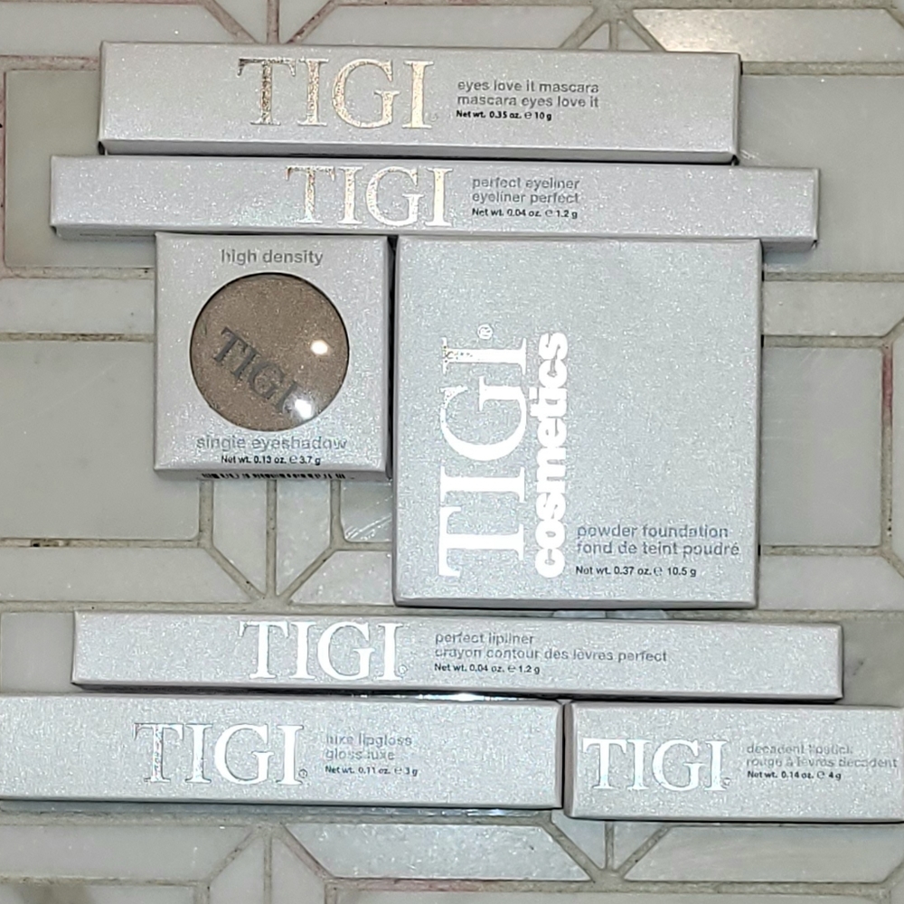 Tigi Cosmetics Makeup Bundle Eye Lip Foundation 7pcs
